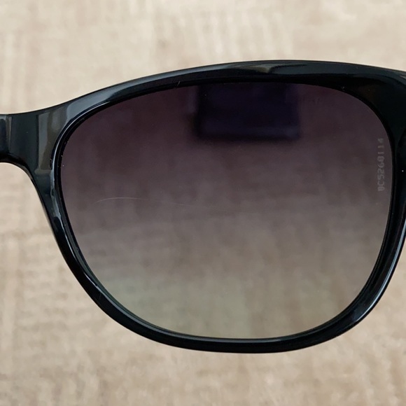 Chanel full set wayfarer gradient lens sunglasses - Picture 9 of 16